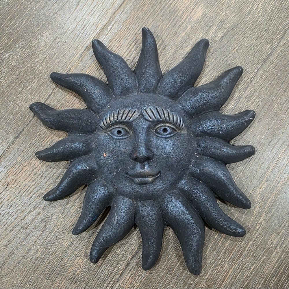 Sunburst Botanical Celestial Sun Face Hanging Wall Plaque Decor 9x9